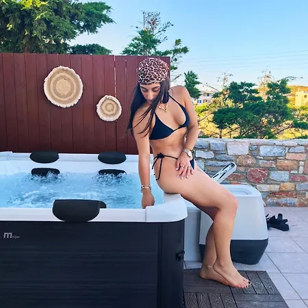 Petracasa Luxury Azolimnos