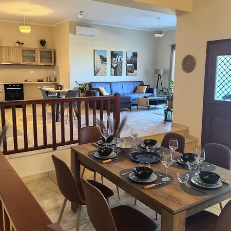 Petracasa Luxury * Azolimnos